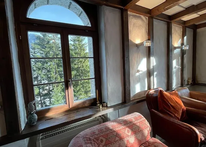 Exclusive 160mq Castle In