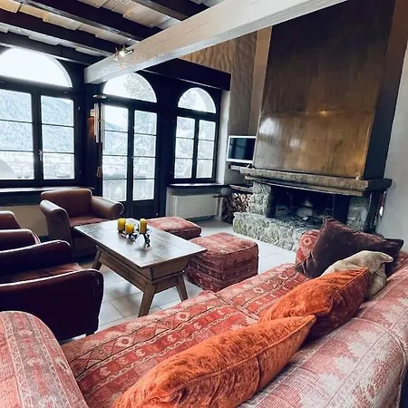 Exclusive 160mq Castle In Νταβός